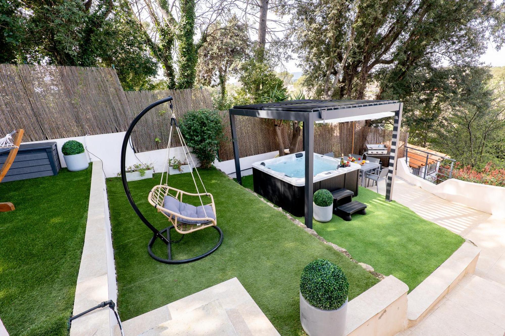 Piscine-Jacuzzi-Videoprojecteur-Clim La Perle Rare Villa Mougins Dış mekan fotoğraf